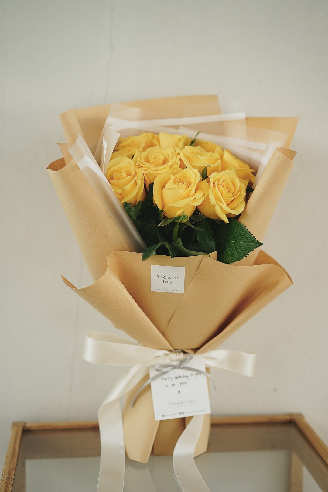 ช่อดอกกุหลาบสีเหลือง - S02 - Flowerlab By Chanana
