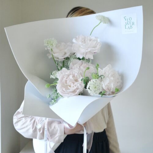 ช่อดอก Peony Luxury สีขาว - B79