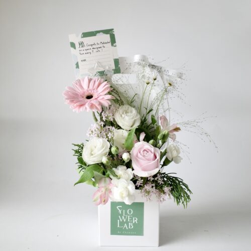 Tiny Box -กล่องดอกไม้สด สีชมพู ขาว [F-TIN-005]