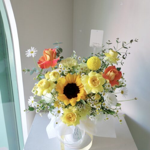 Round Box M - กล่องดอกไม้ทรงกระบอกขนาดกลาง โทนสีเหลือง-ส้ม [F-RDX-M-016]