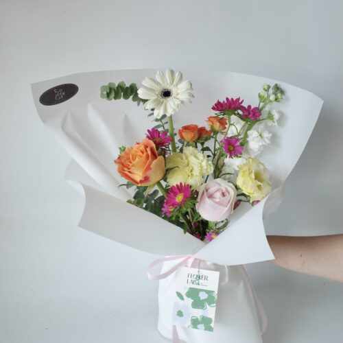 Small-S Bouquet - ช่อดอกไม้สดขนาดเล็ก โทนสีสดใส [F-BOU-SS-005]