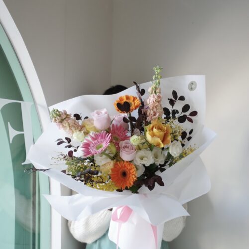 Small-L Bouquet - ช่อดอกไม้สดขนาดเล็ก โทนสีสดใส [F-BOU-SL-001]