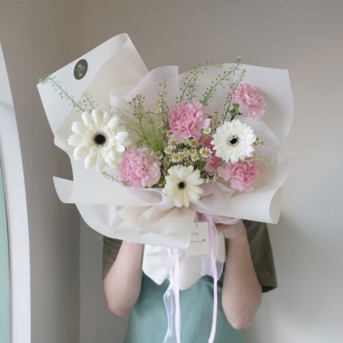 Small-M Bouquet - ช่อดอกไม้ขนาดเล็ก โทนสีชมพูขาว [F-BOU-SM-013]