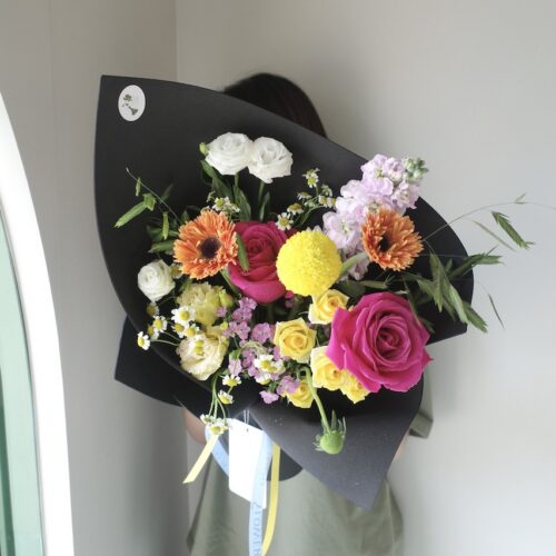 Small-M Bouquet - ช่อดอกไม้ขนาดเล็ก โทนสีสดใส [F-BOU-SM-014]