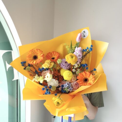 Small-L Bouquet - ช่อดอกไม้สดขนาดเล็ก โทนสีสดใส [F-BOU-SL-008]