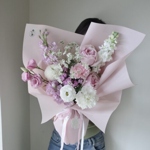 Small-L Bouquet - ช่อดอกไม้สดขนาดเล็ก โทนสีชมพูขาว [F-BOU-SL-011]