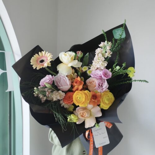 Small-L Bouquet - ช่อดอกไม้สดขนาดเล็ก โทนสีสดใส [F-BOU-SL-014]