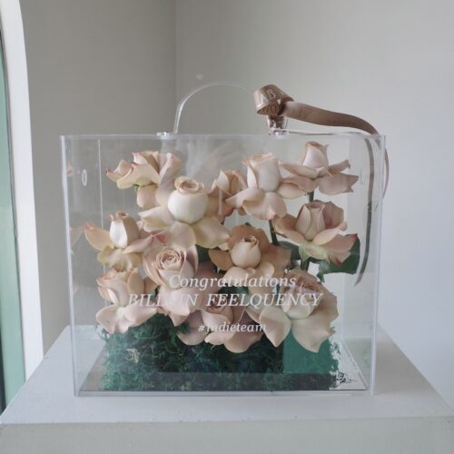 Crystal Box-กล่องดอกไม้อะคริลิคขนาดใหญ่ ดอกไม้โทนสีคาปู [F-CRY-L-022]