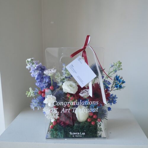 Clear Box-กล่องดอกไม้สด อะคริลิคขนาดมาตรฐาน โทนสีน้ำเงินเเดงขาว [F-CLR-S-076]